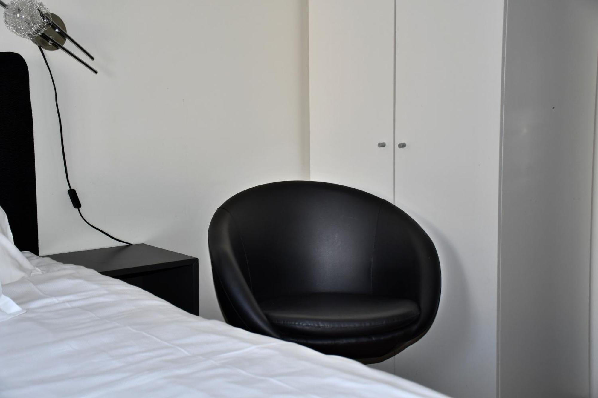 Kungsbacken Hotell & Konferens แคทรีนโฮล์ม ภายนอก รูปภาพ