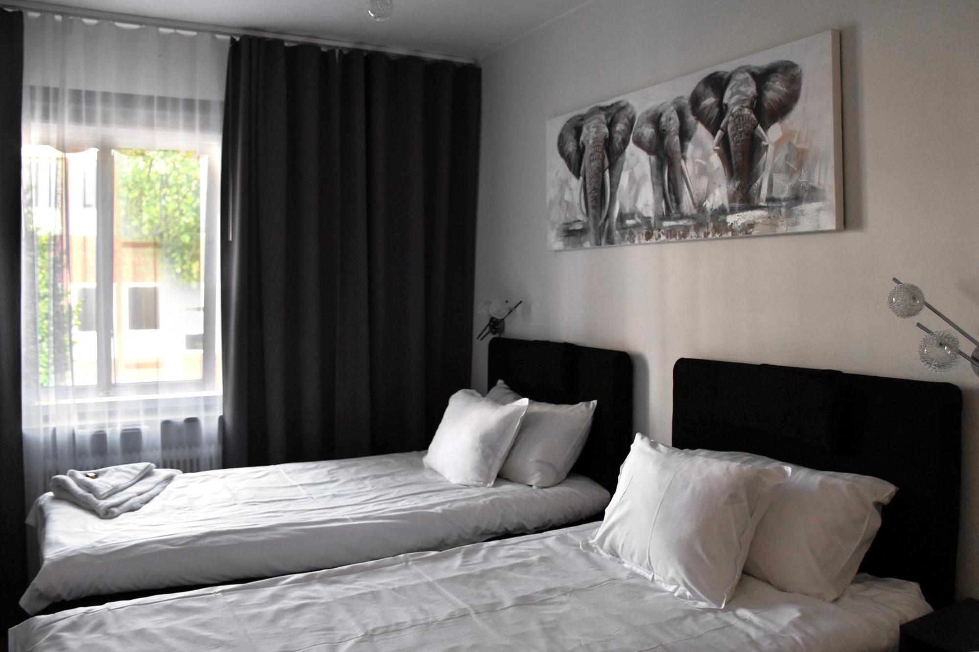 Kungsbacken Hotell & Konferens แคทรีนโฮล์ม ภายนอก รูปภาพ